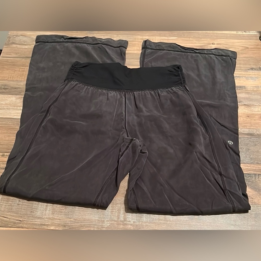 LNWOT Lululemon Drishti pant